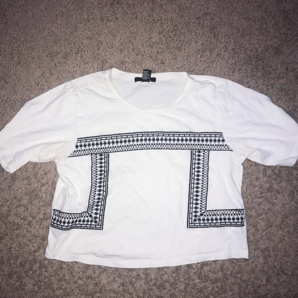 White croptop